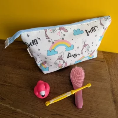 trousse de toilette licornes